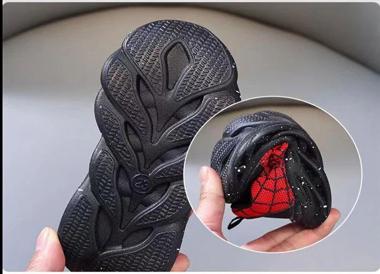 Niños LED Spiderman Zapatos Niños Niños Regalo Tenis Iluminación Intermitente Entrenadores Foto 4 de 4