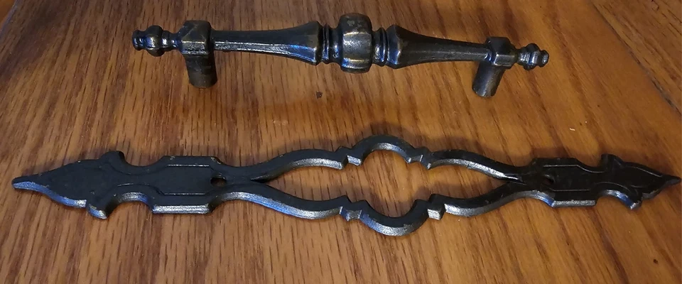 Винтажная выдвижная и задняя панель 4,5 дюйма центры 8,5 дюйма состаренная бронза изношенная без винтов - Изображение 2 из 4