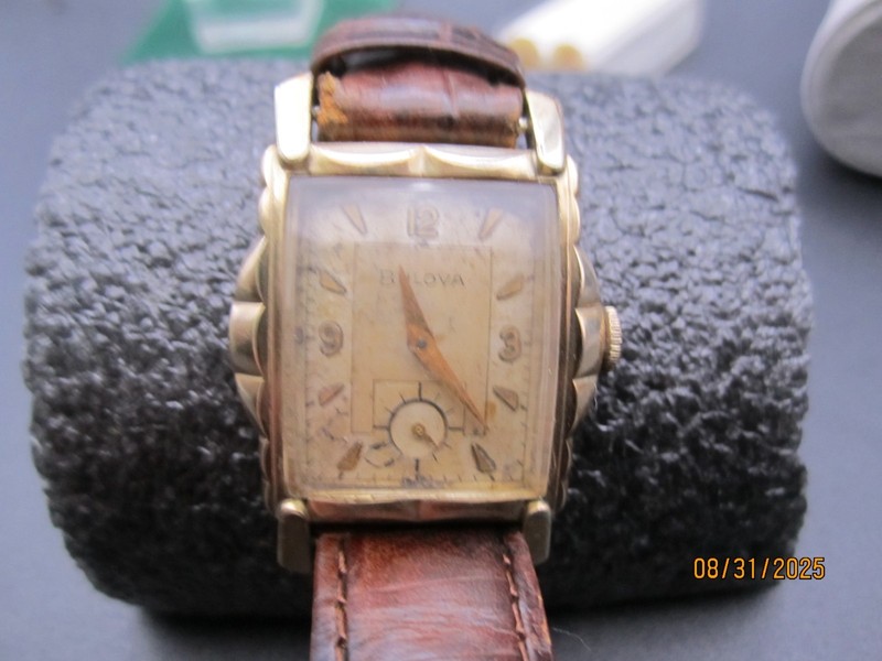 BULOVA SENATOR 11AC  17 JEWEL RUNS GOOD