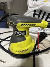 Ryobi RS290G 2.6A Corded 5" Random Orbital Sander with Dust Bag Used