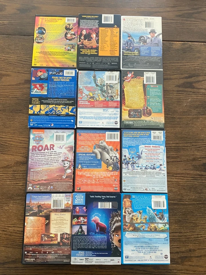 Lot of 12 Family/Kids DVD'S Sing, Happy Feet, Mulan 2, Ice Age, Robots, Spy Kids - Image 4 of 4