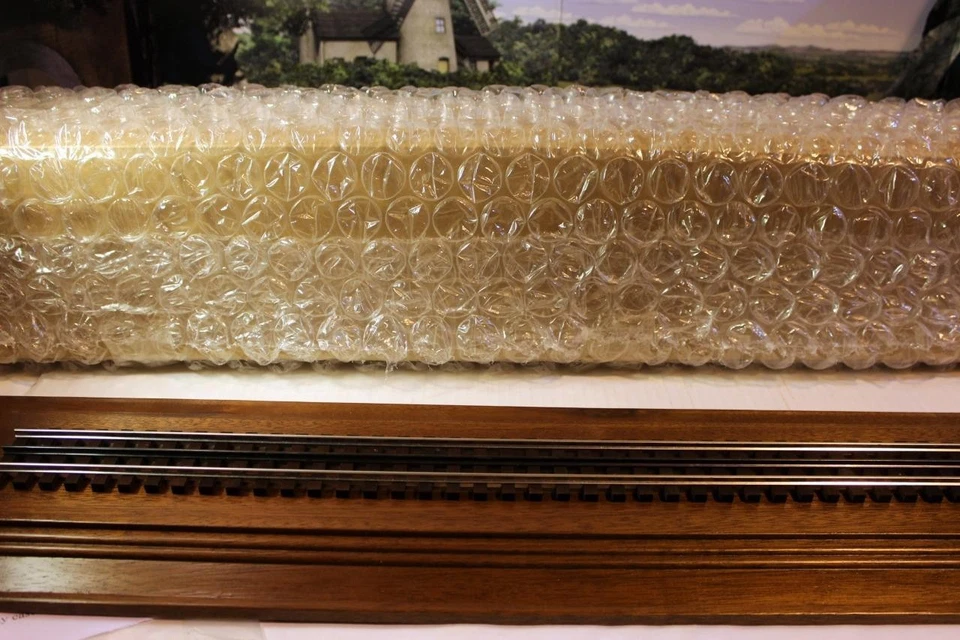 VITRINA LIONEL PRODUCCIÓN LIMITADA 24144 SIGLO CLUB NARIZ DE TIBURÓN - COMO NUEVA Foto 2 de 3