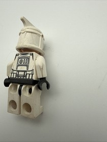 Lego Star Wars Clone Trooper Minifigure Small Crack In Arm
