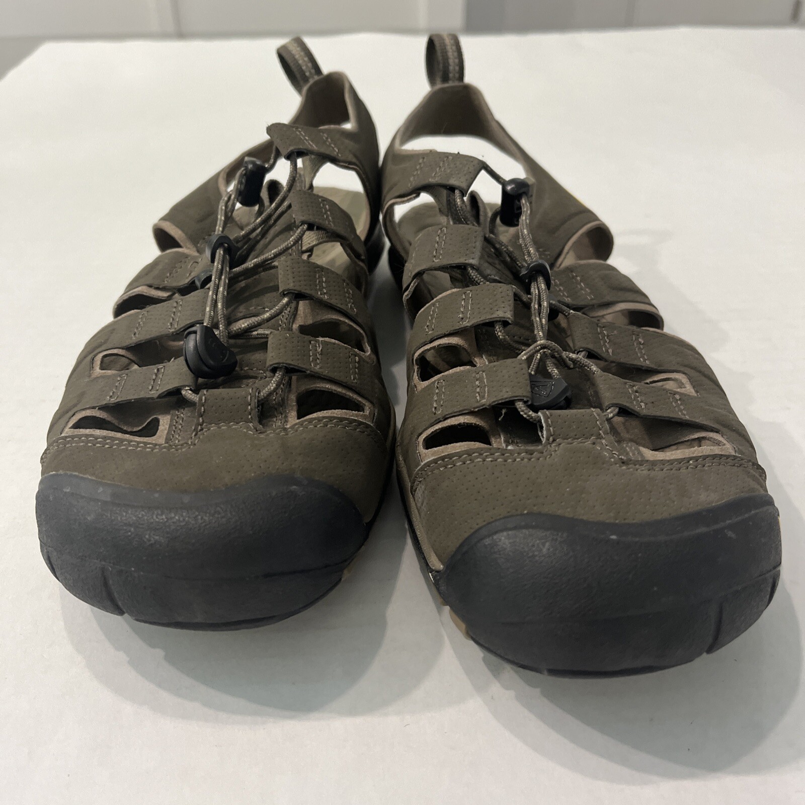 Sandali da donna Keen taglia 9 scarpe impermeabili escursioni sportive 1008666