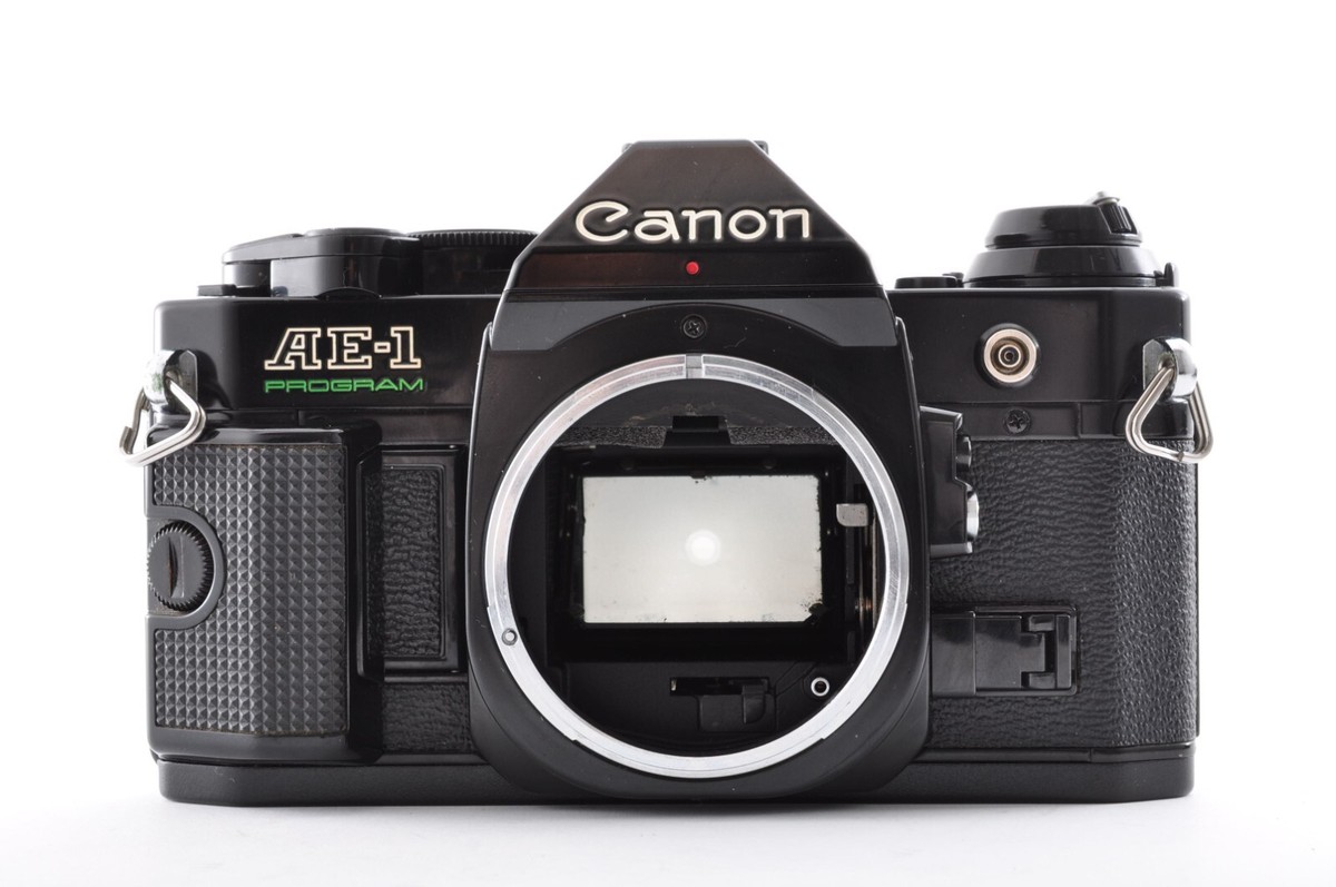 Canon AE-1 Black / Lens FD 50mm f/1.4 S.C.C. Exc+++ SLR from