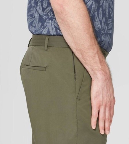 Men’s Tech Shorts 10.5" Inseam Mens Size 30 Olive Wrinkle Resistance Stretch NEW - Picture 11 of 17