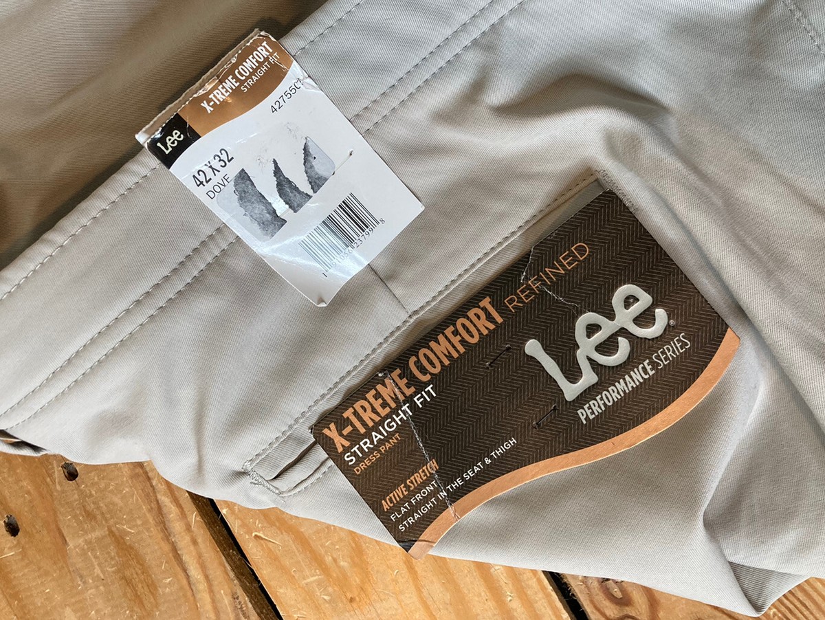 lee NWT Men's straight fit Athletic Waist dress pants Size