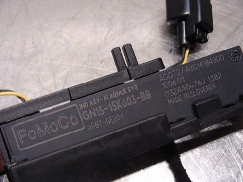 Antena de entrada sin llave Ford Ecosport SES 18 19 20 21 22 - Imagen 3 de 3