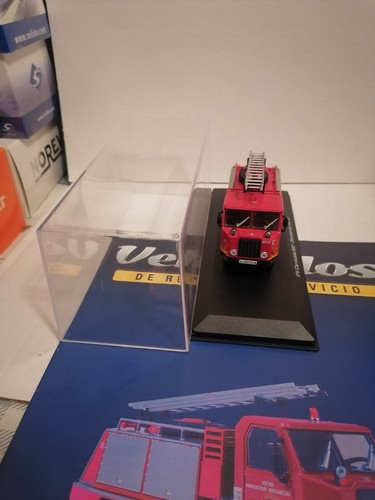 Camión de bomberos IPV Carroceta 900 - Zaragoza - Año 1974 (Escala 1:43) - Imagen 2 de 3