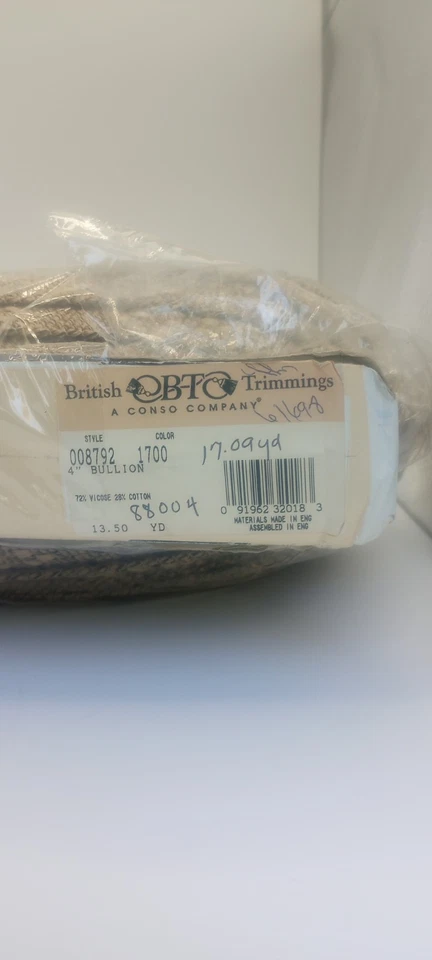 Conso de 13,5 yardas flecos de lingotes de 4". Colección Tudor de adornos británicos Foto 4 de 4