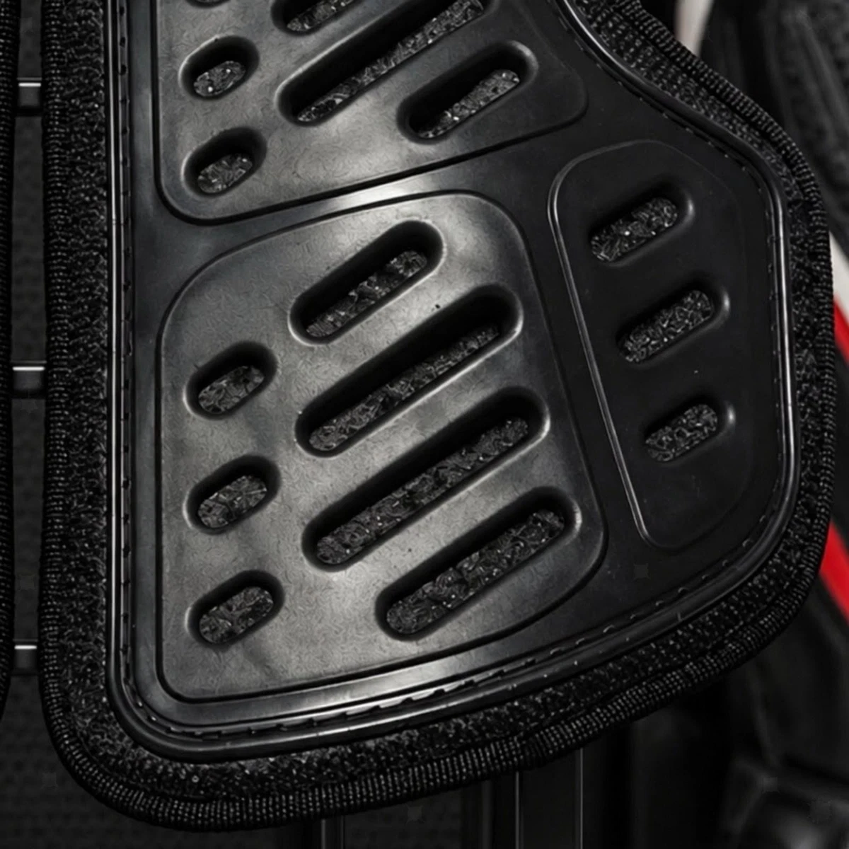 Motorcycle Chest Protector Insert Breathable Suit Chest Protector Wear-Resistant