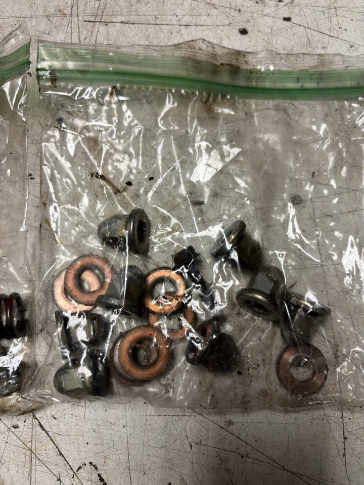 Suzuki GS 450 1981 varios pernos y piezas de embrague Foto 4 de 4