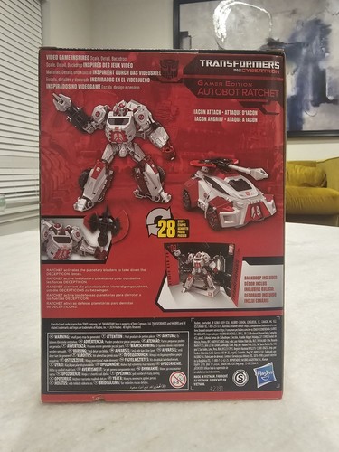 Transformers Studio Series Bundle – WFC Ratchet & 86-14 Junkheap (Voyager Class) - Picture 4 of 13