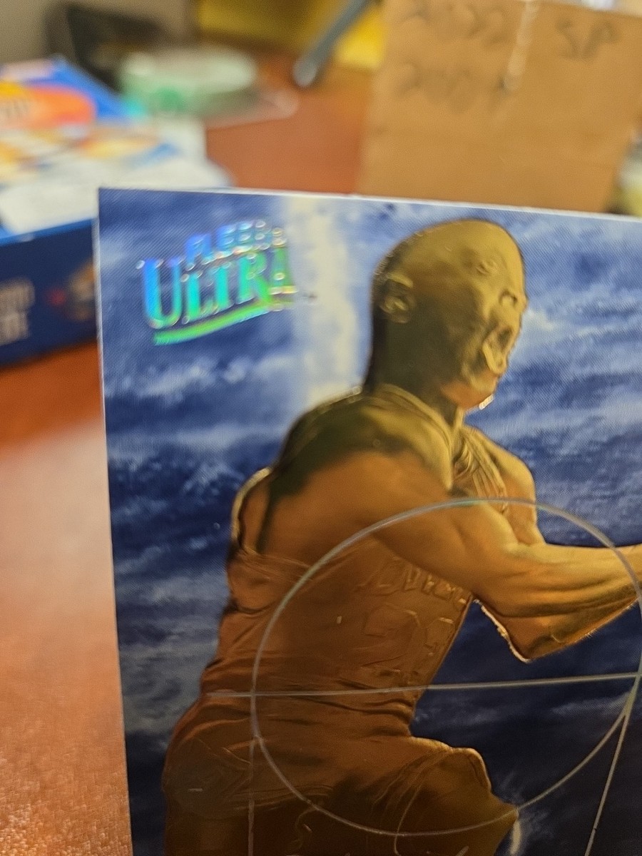 Michael Jordan SSP Fleer ULTRA Court Masters Blue 23 Kt Promo