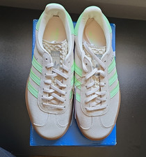 adidas Gazelle Suede Upper Beige Green Striped Logo Gum Sole Men's Casual