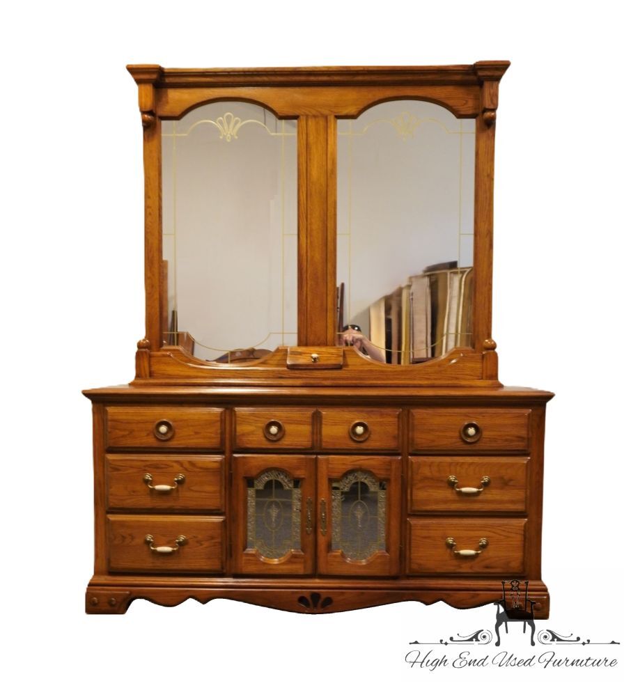 BASSETT FURNITURE Solid Oak Country French 64