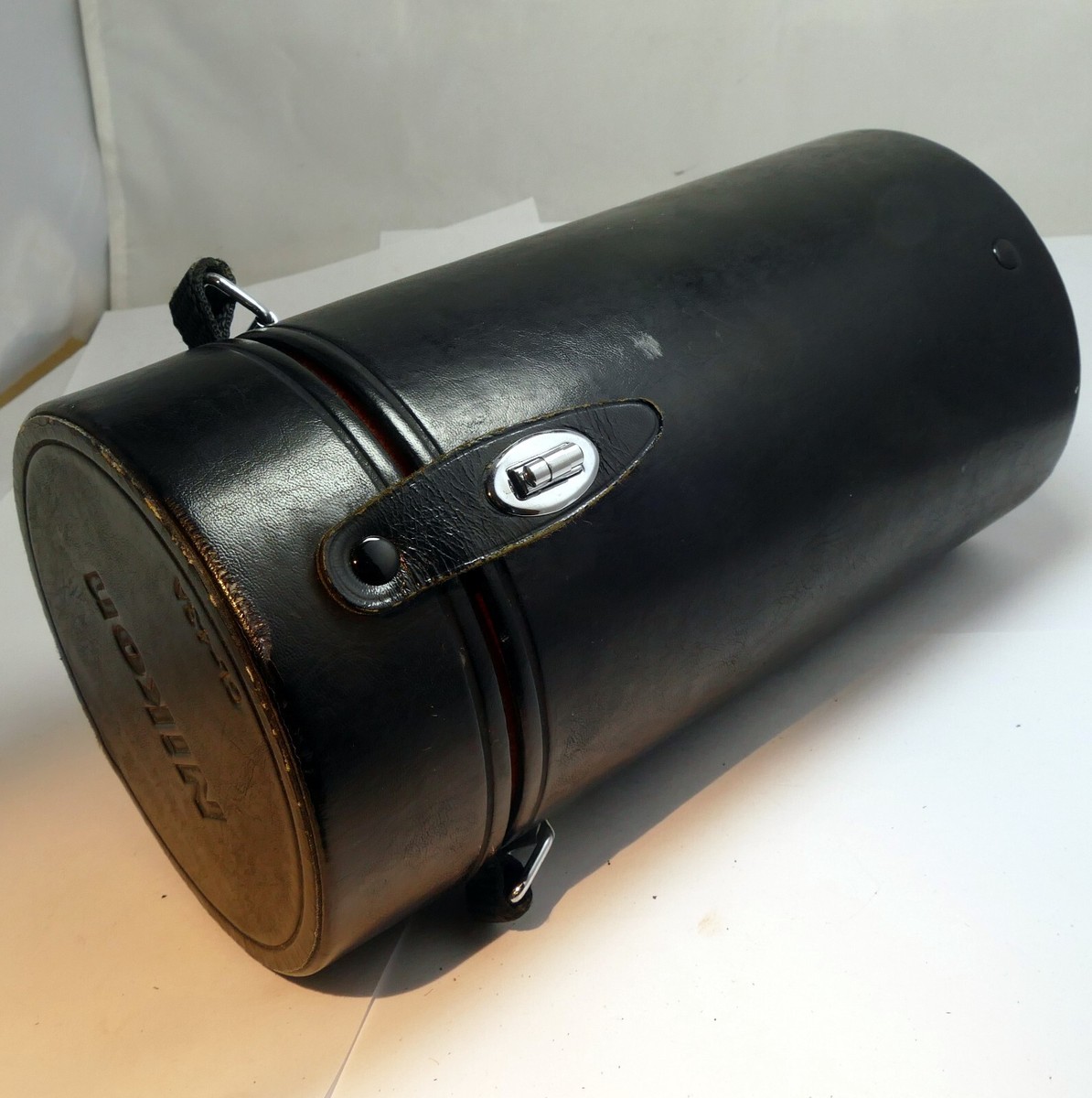 Nikon CL-43A Hard Lens Case for Nikkor AF 80-200mm F2.8 D