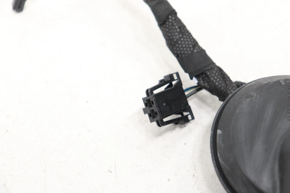 Audi A4 2019 arnés de cables (puerta) Foto 4 de 4