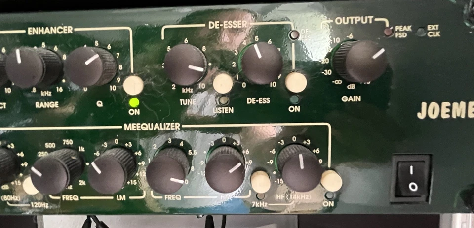 JoeMeek OneQ Channel Strip (Preamp/EQ/Optical Compressor/Digital Out) - Bild 4 von 4