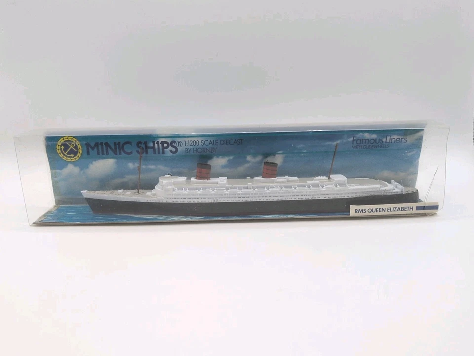 Minic Ships - RMS Queen Elizabeth Hornby Tri-ang M702 Diecast Glide Model 1:1200 - Image 3 of 4