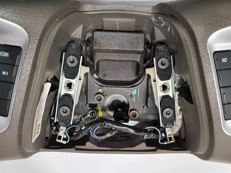 08 Mercury Milan 2008 volante con controles Foto 2 de 4