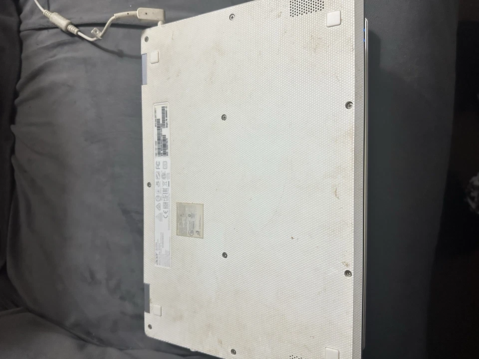 Portátil Chrome 11 usado Foto 3 de 4