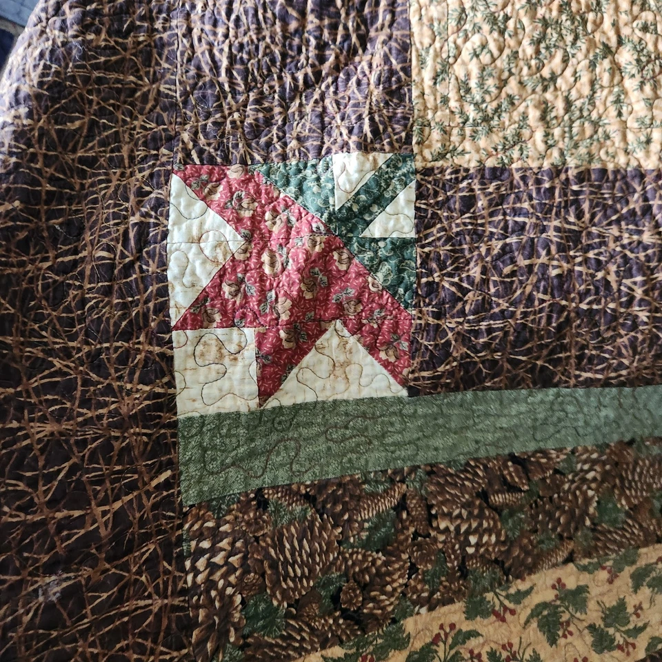 HANDMADE Patchwork Quilt King Bear Claw Rustic Cabin Home Bedspread 90 x 108 - Image 4 of 4