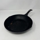 Vintage Unmarked Wagner Chef Skillet Cast Iron  9 Inch w/ Thumb Handle 1950s “B”