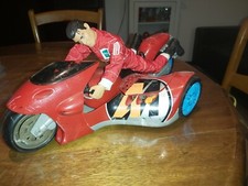 VENDS ACTION- MAN  + MOTO TIRE MISSILE