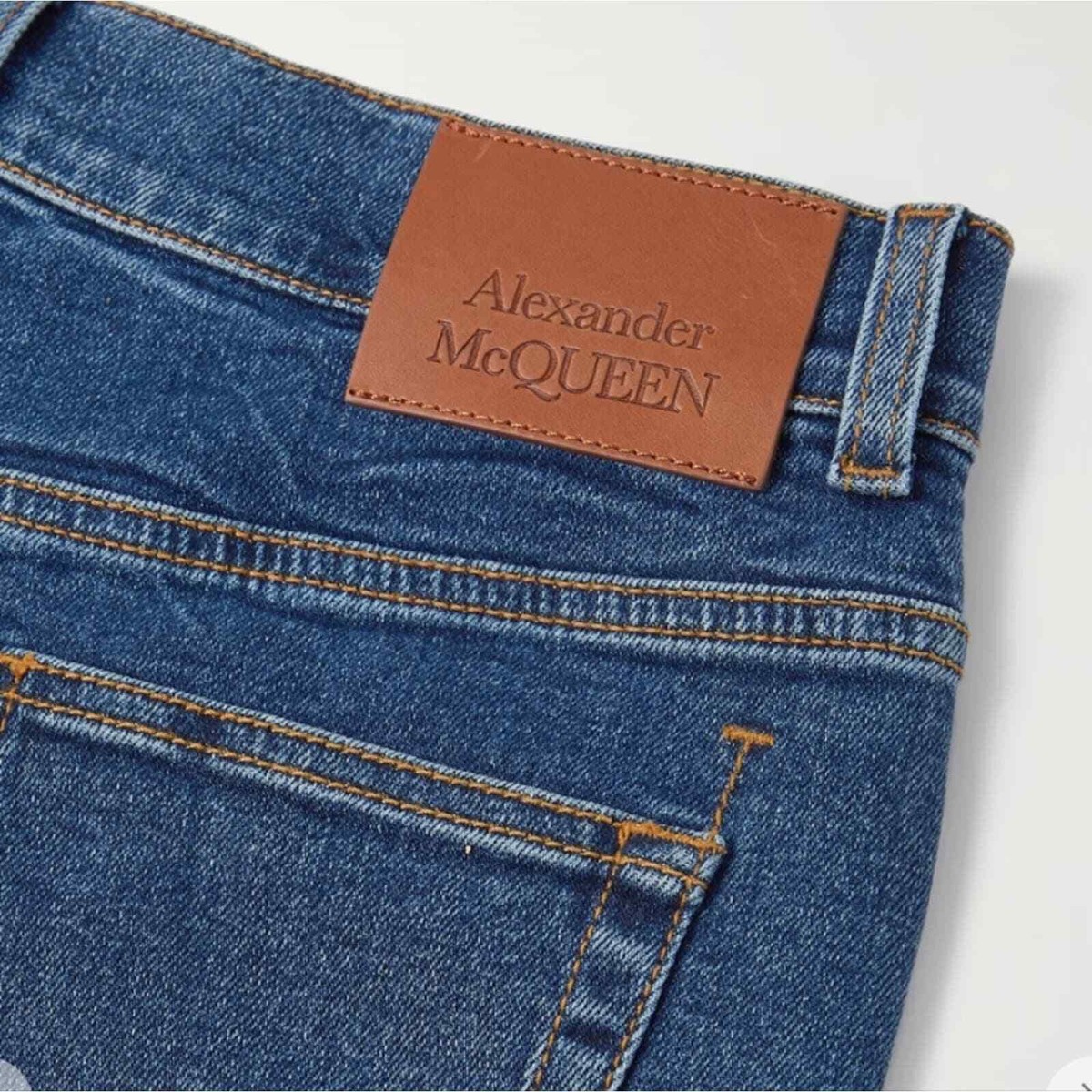 【関税&送料込】Alexander Mcqueen Dark Blue Denim Jeans NWT$900 Alexander McQueen Dark Blue High Rise Flare Jeans Sz