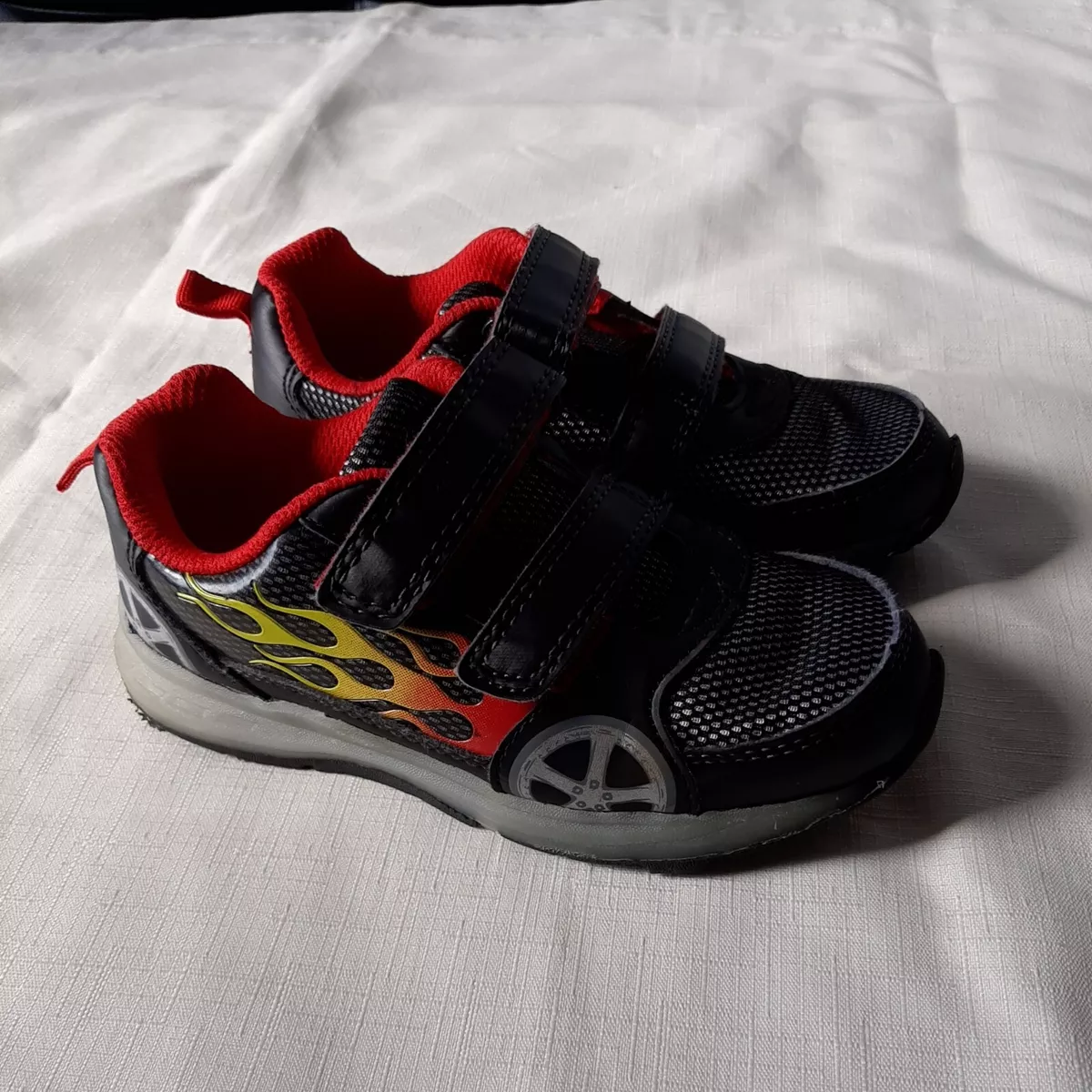 Carter s Fun 2 B Boys Sneakers Size 11 Us 28 Eu Light up black