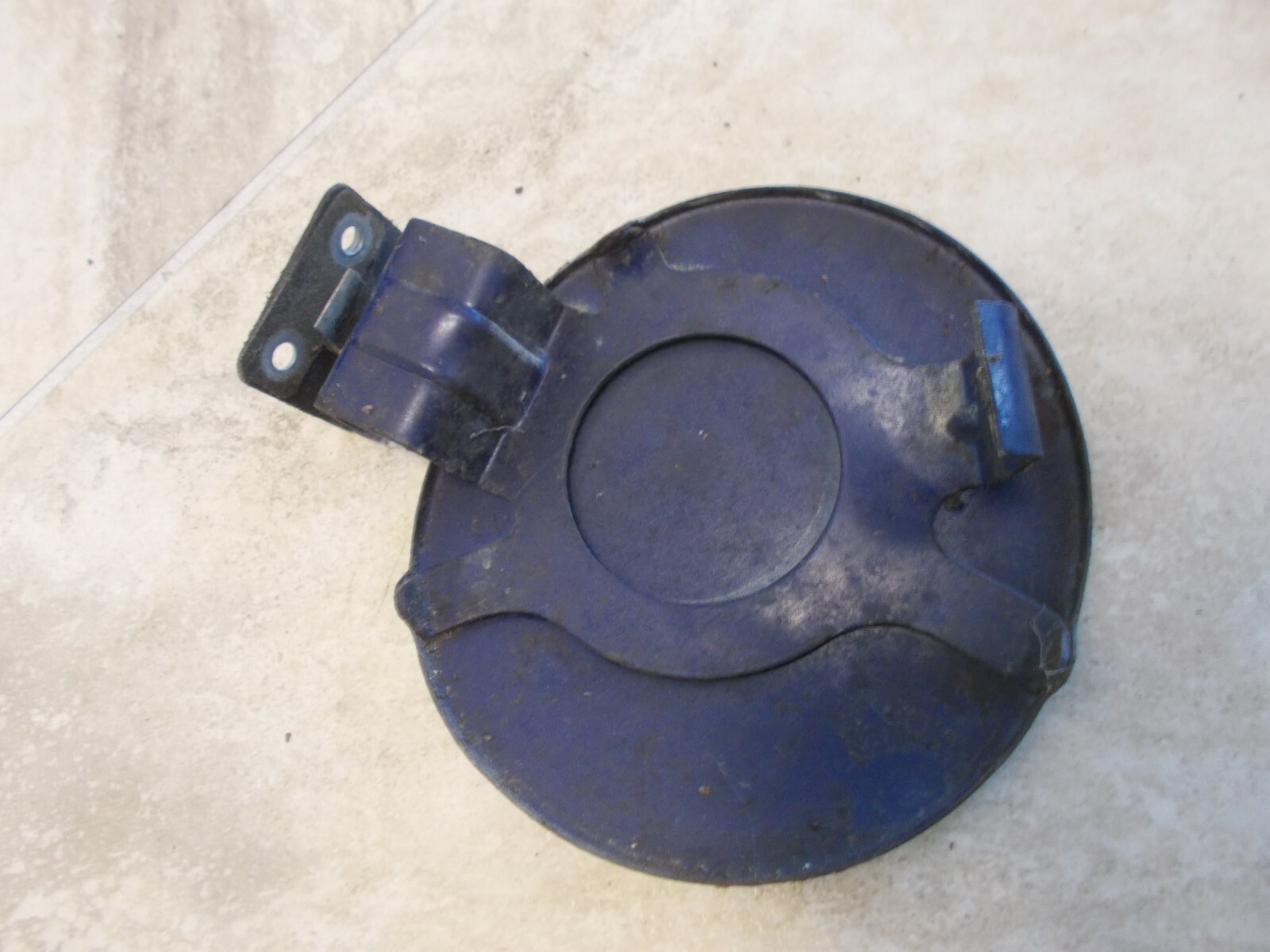 Kia Sportage Gas Cap Door Fuel Door 97 98 99 00 Stock Used OEM Blue eBay