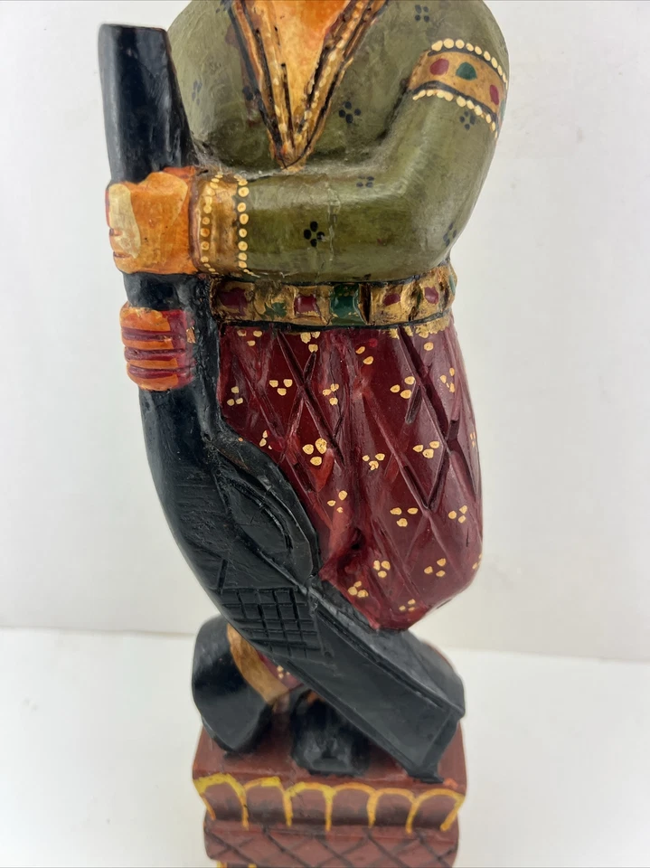 De colección Rara Estatua India Rajasthani Guardia Real Tallada a Mano Madera Pintada 18""T Foto 3 de 4