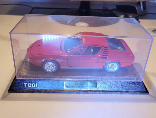 Alfa Romeo Montreal TOGI 1:23 usata scatola originale - Foto 15 di 21