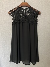 She + Sky Black Sleeveless Dress 70% Silk Lace Neckline Lined Size Medium
