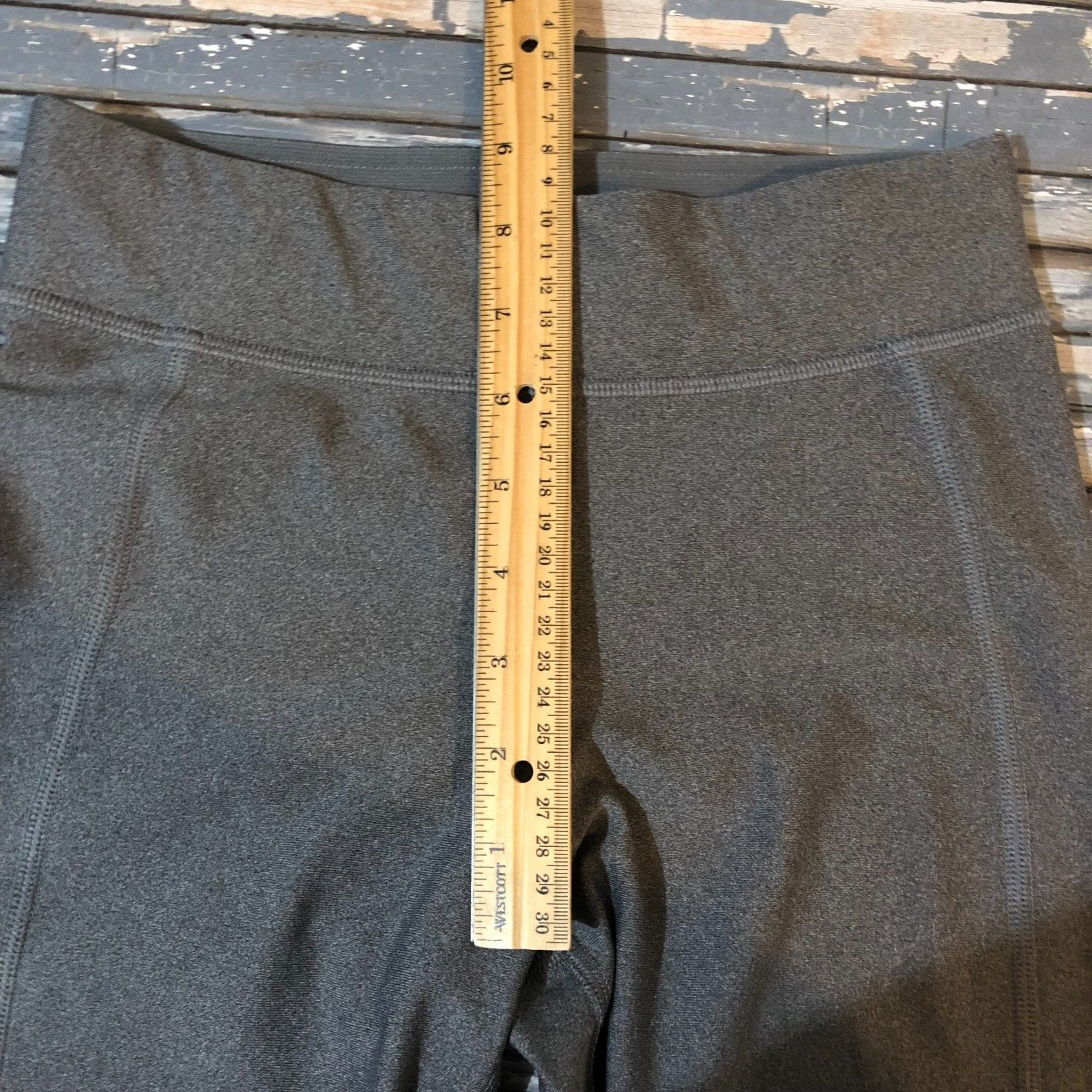 Under Armour Size Small Compression Heatgear Gray… - image 9