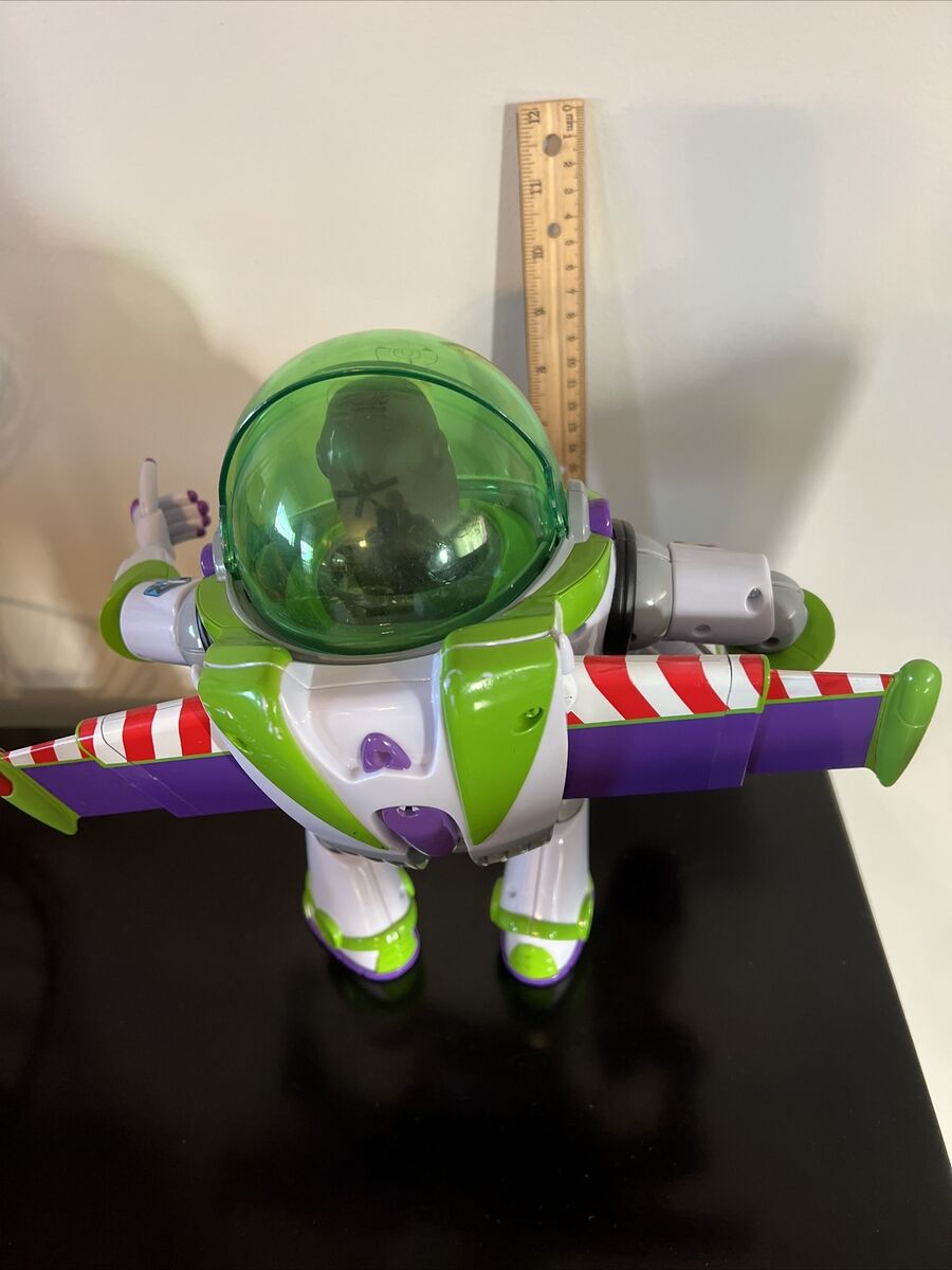 Toy Story Buzz Lightyear Ultimate Talking Action Figure Toy Story Buzz Lightyear Ultimate Talking Action Figure