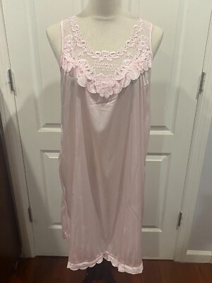 Silky Sleevless Nightgwn with Embroidery Lace Floral Size M 36''Lx18''W Lt Pink
