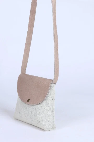 Small cowhide purse hot sale