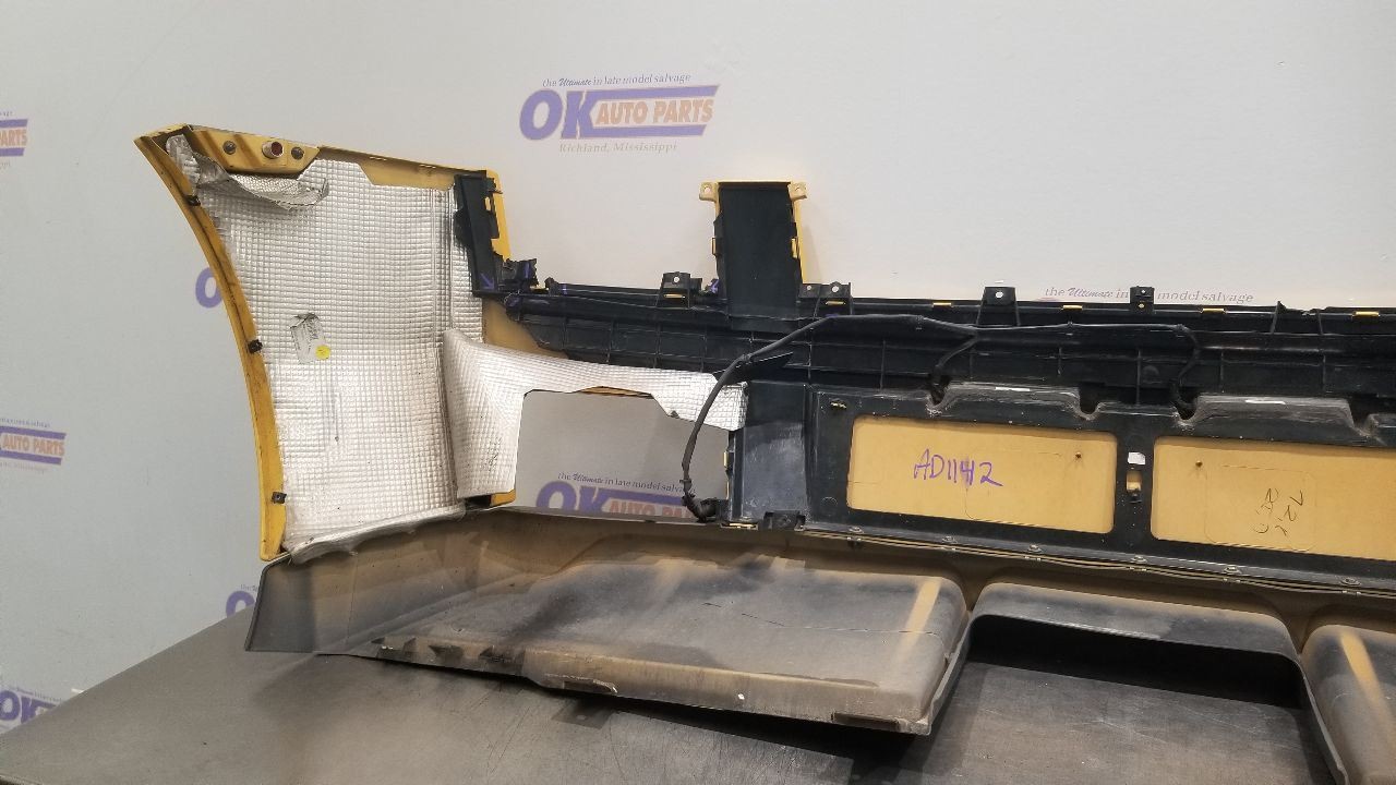 2004 LAMBORGHINI GALLARDO REAR BUMPER ASSEMBLY WITH GRILLES YELLOW