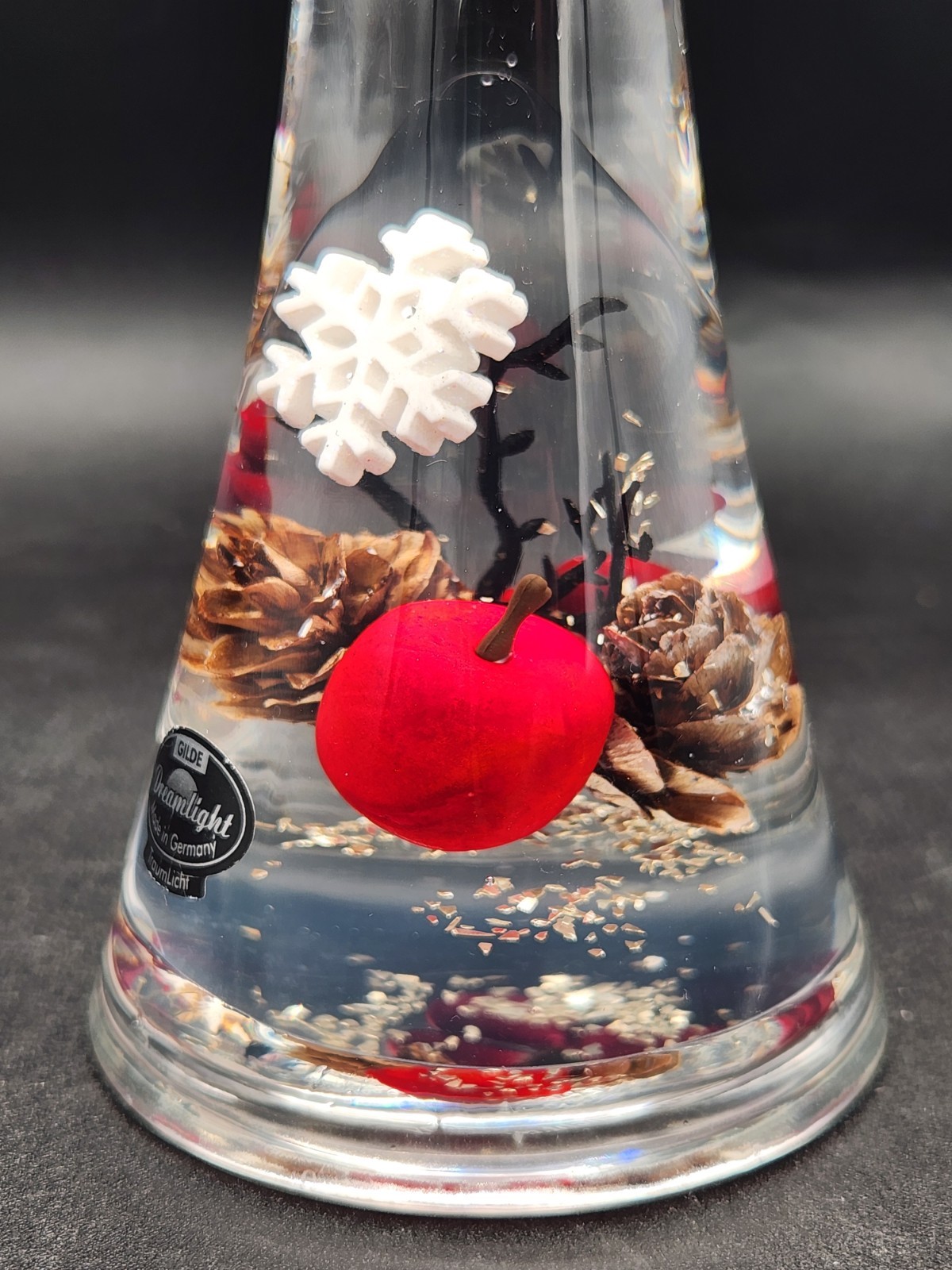 Gilde Dreamlight Glass Candlestick Holder  Christmas Red Berries Snowflake 7"