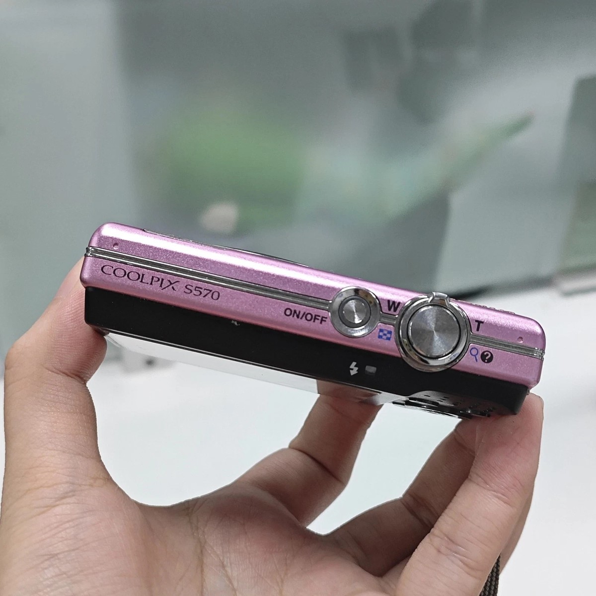 【美品】Nikon デジタルカメラ COOLPIX S570 PINK Amazon | Nikon デジタルカメラ COOLPIX (クールピクス) S570 ピンク