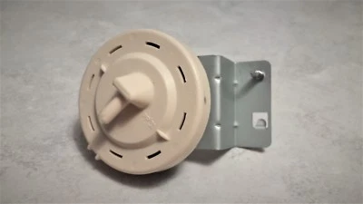 Samsung Washer Sensor Pressure DC96-01703B, DC96-01703F. Great Condition! - image 1 of 4