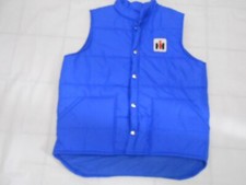 Vintage Cap 'N Jac International Logo Puffer Vest Sz Large Truck Tractor