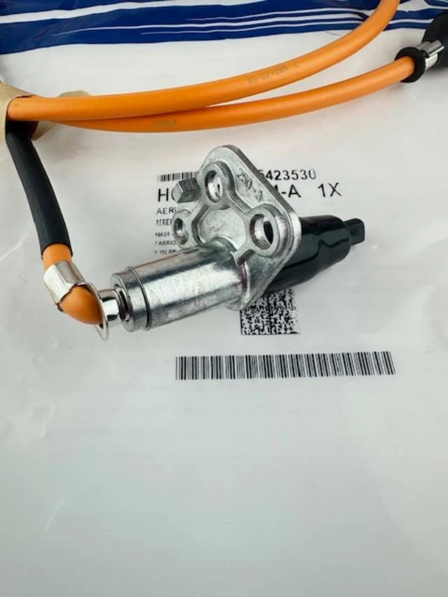 2017-2021 Ford F-250 F-350 Super Duty Radio Antenna Base Mount & Cable New OEM - Image 4 of 4