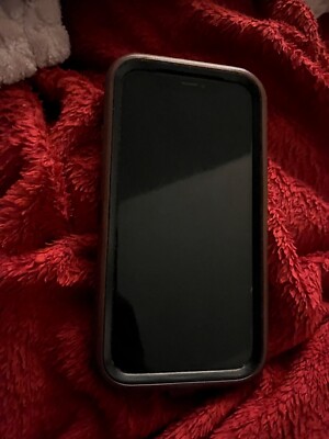 Apple iPhone XR - 64 GB - Red ( with tik tok app)