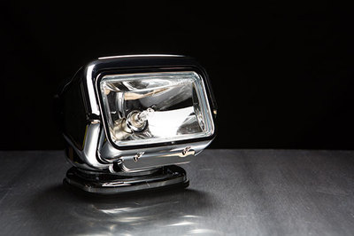 NEW - GOLIGHT  STRYKER HALOGEN Model 3051 (Black) with  Wireless Handheld Remote