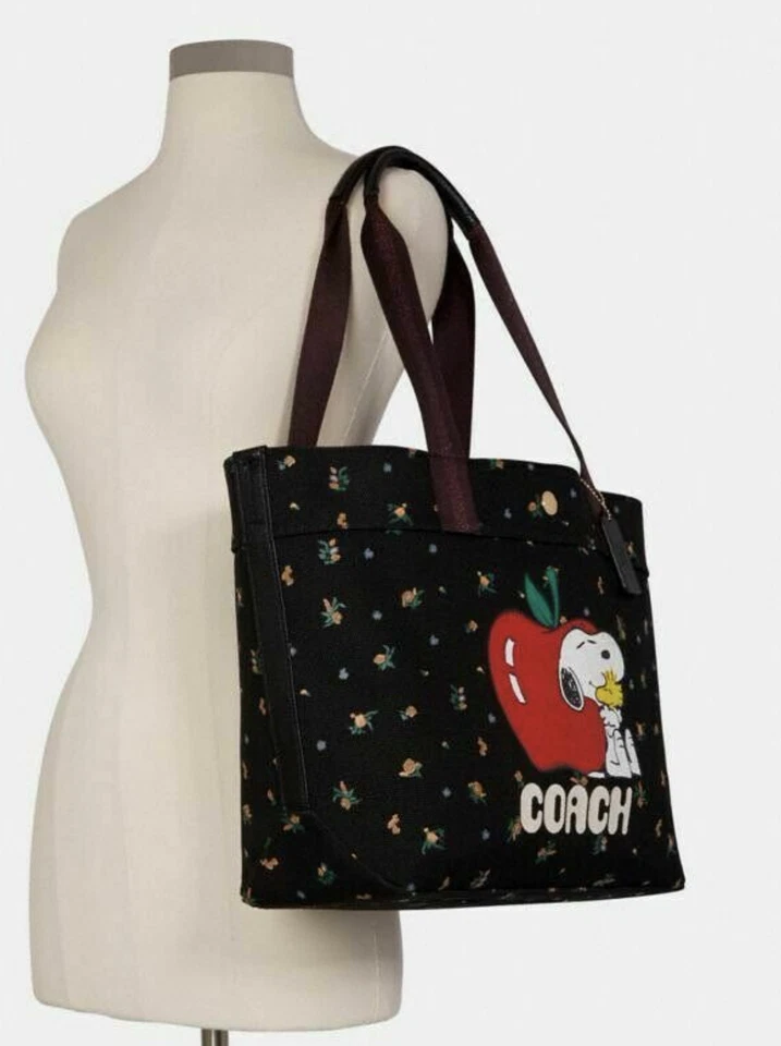 Coach X Peanuts Tote With Snoopy Canvas Black Floral 6172 LIMITED $492 - Image 4 of 4