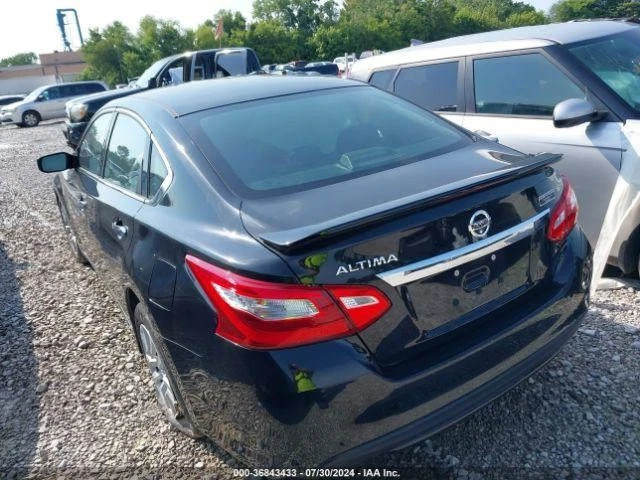 Conjunto de filtro de aire usado se adapta a: Nissan Altima SDN 2017 2,5 L 4 cilindros grado A Foto 3 de 4