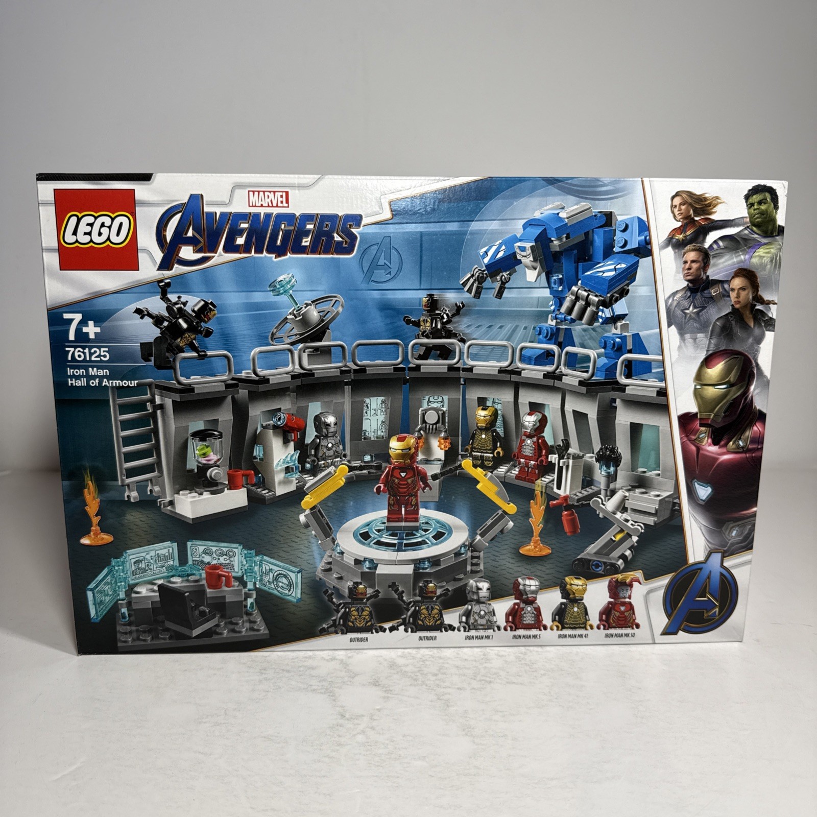 LEGO Super Heroes: Iron Man Hall of Armour (76125)